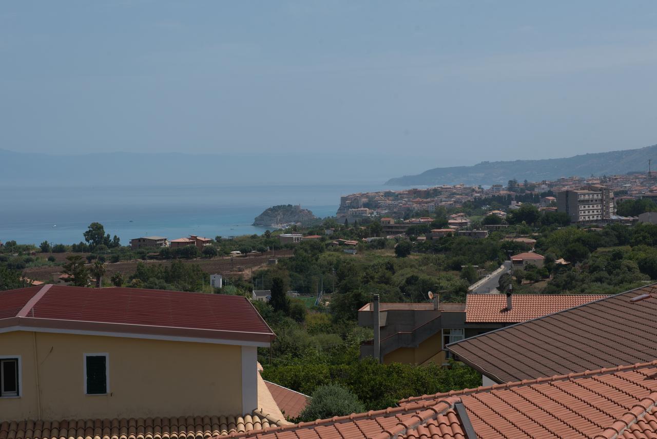 B&B Decarlo Property Tropea Εξωτερικό φωτογραφία